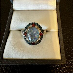 Opal Triplet, London Blue Topaz, Vermelho Garnet, White Zircon Rhodium/Silver. 7